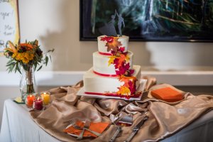 Our gorgeous cake, made with love by Tracy Grandon.